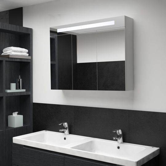vidaXL LED kylpyhuoneen peilikaappi 88x13x62 cm