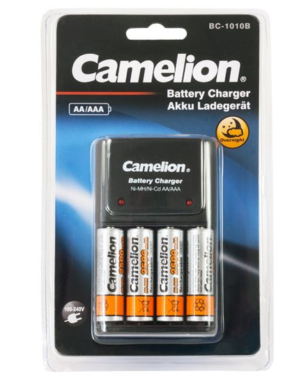 Camelion BC-1010B plug-in lauturi Ni-MH ja NI-Cd AA/AAA akuille + 4kpl Camelion Ni-MH 2500mAh akkua